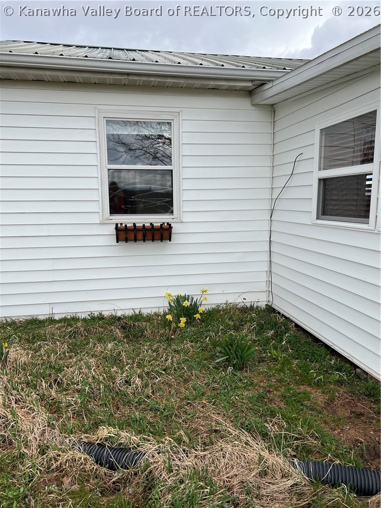 765 Donohue Road Evans, WV 25241 - Photo 3 of 27 Gallery Image 3