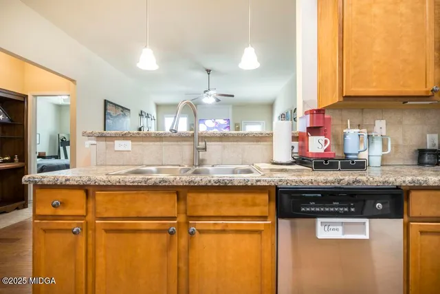 $256,900 | 135 Abelia Lane, Byron, GA 31008