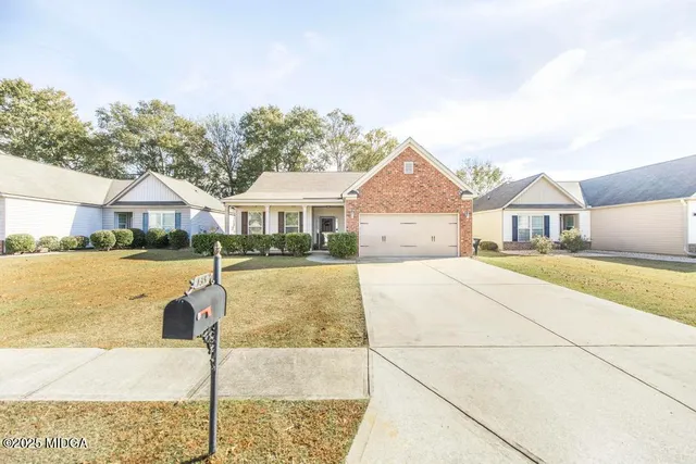 $256,900 | 135 Abelia Lane, Byron, GA 31008