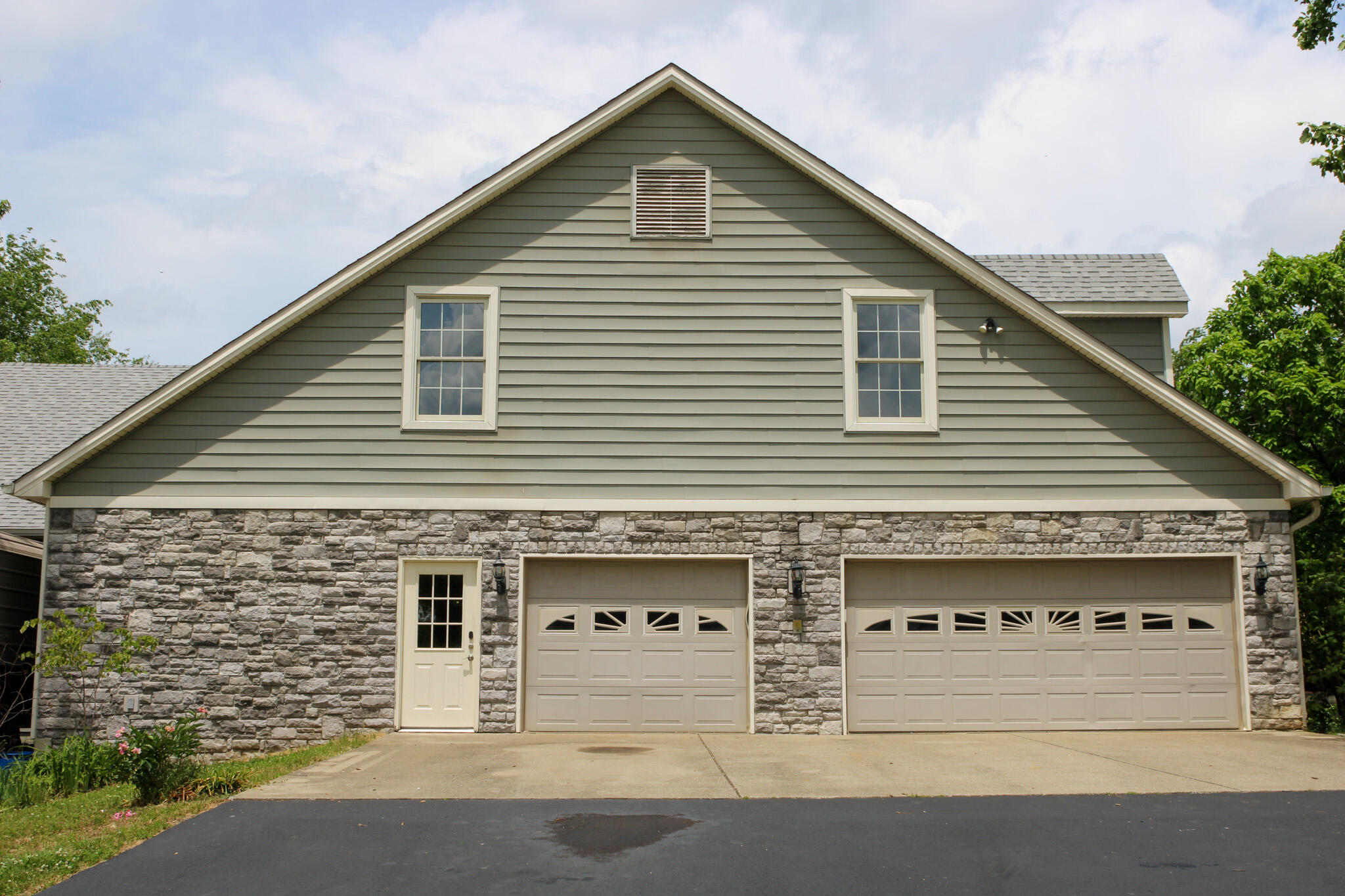 129 Morgan Mill Road Georgetown, KY 40324 - Photo 43 of 52 Garage Side