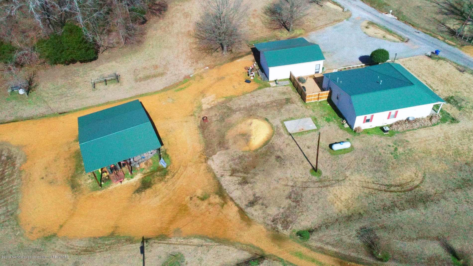 604 Cline Road Sardis, MS 38666 - Photo 7 of 56 31