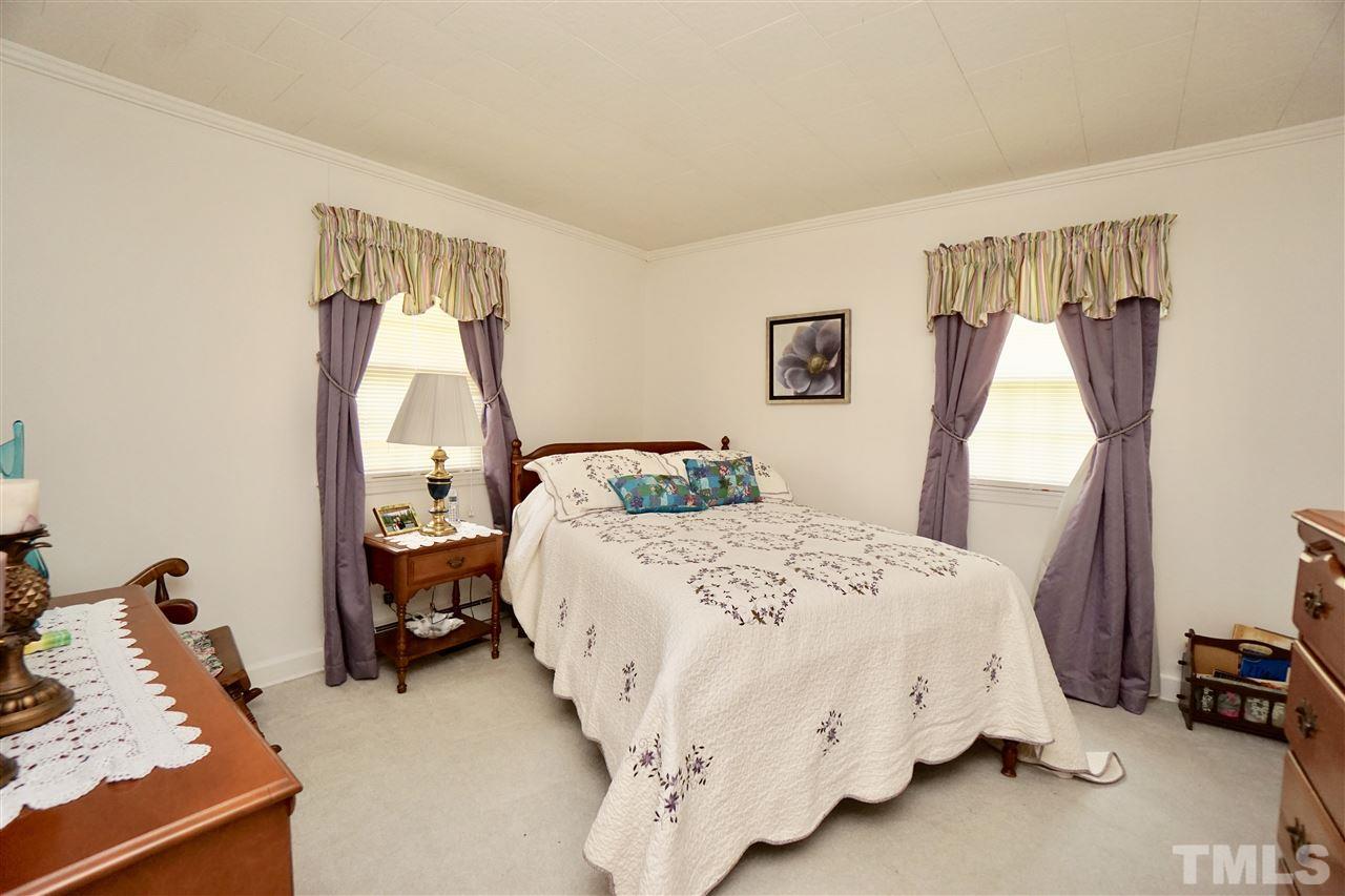 635 Garrett Road Henderson, NC 27537 - Photo 13 of 17 Gallery Image 13