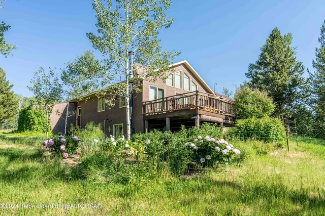 $1,980,000 | 4125 Silver Spur Road, Wilson, WY 83014