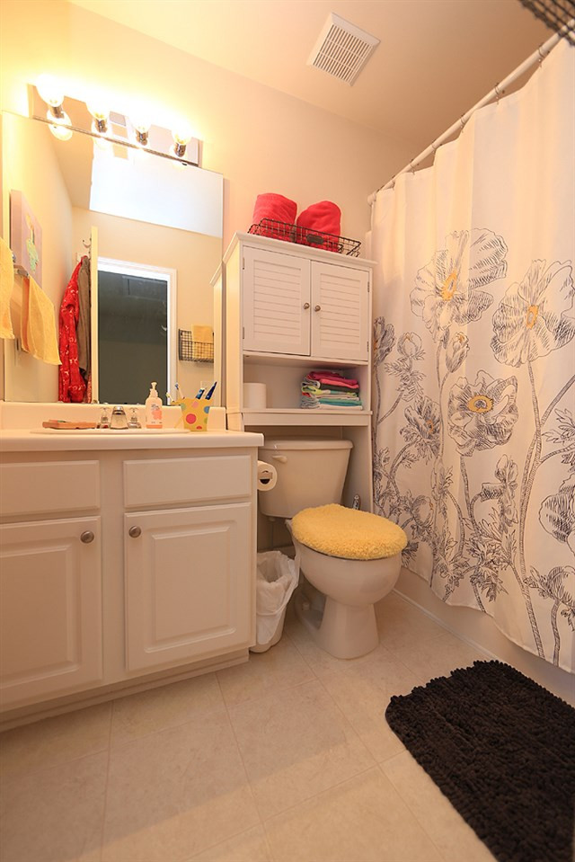 8113 Rhiannon Road Raleigh, NC 27613 - Photo 9 of 12 Bathroom