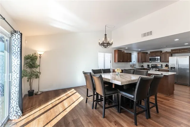 $2,000 | 6173 West Twain Avenue, Las Vegas, NV 89103