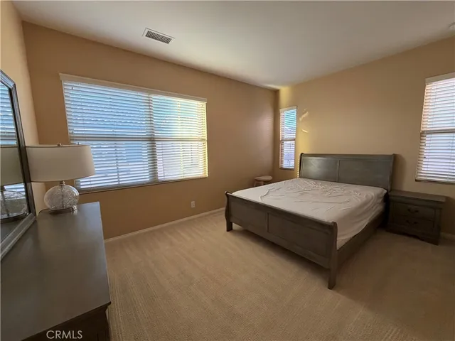 $5,600 | 45 Diamond, Irvine, CA 92620