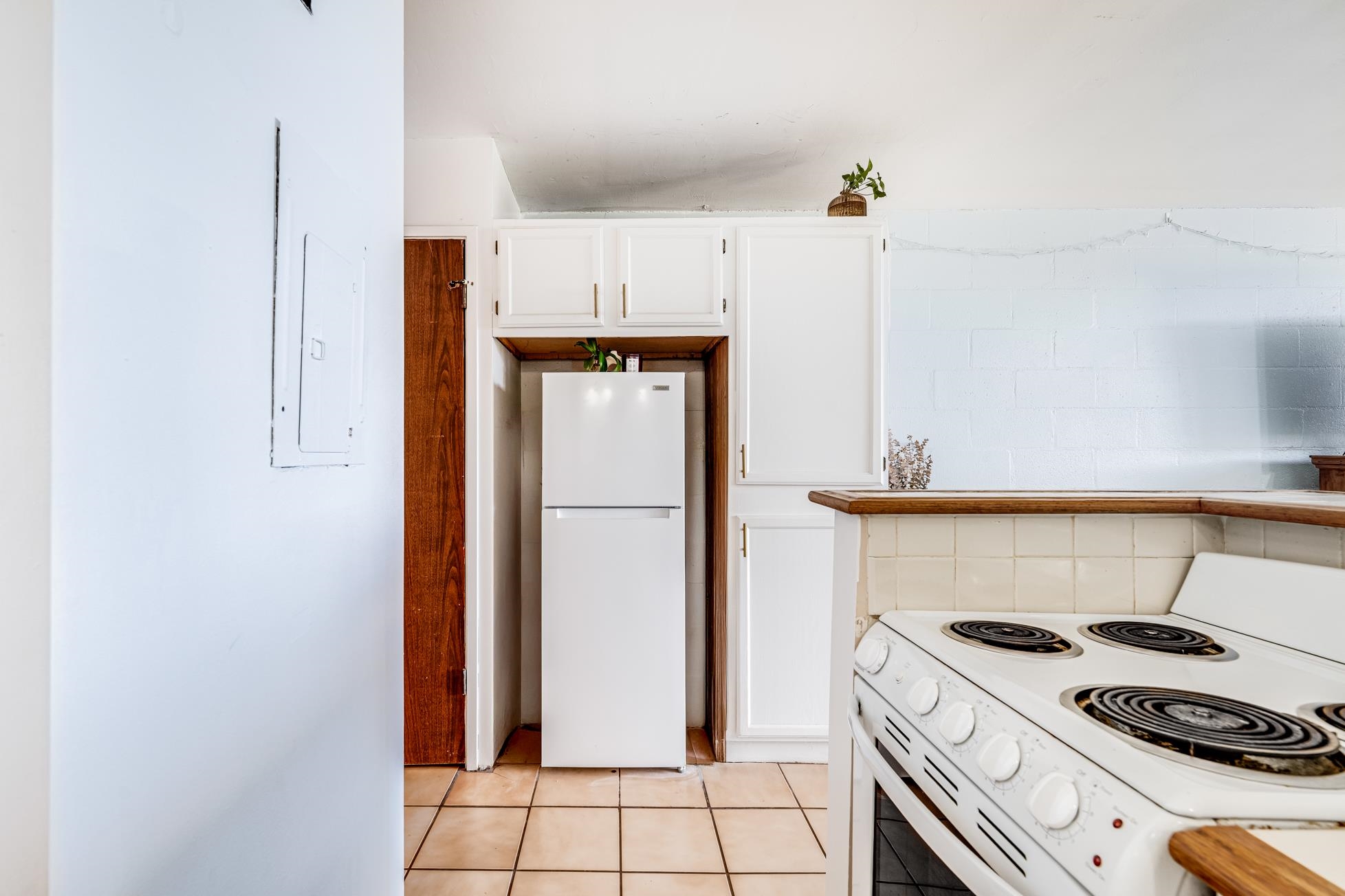 3660 Lower Honoapiilani Road, Unit 403 Lahaina, HI 96761 - Photo 11 of 41