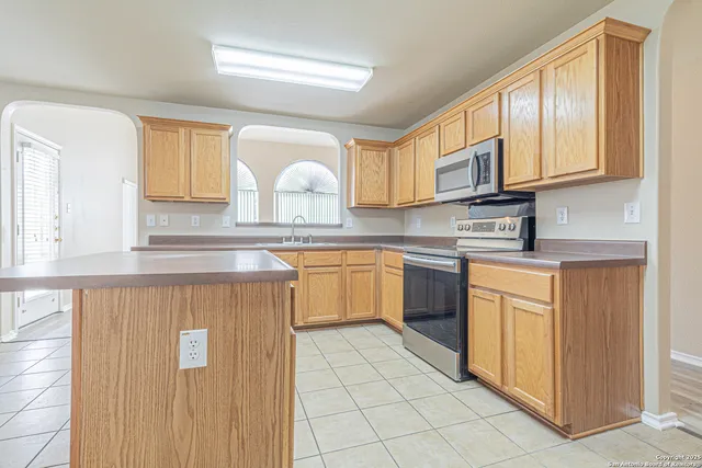 $315,000 | 9518 Anderson Way, Converse, TX 78109