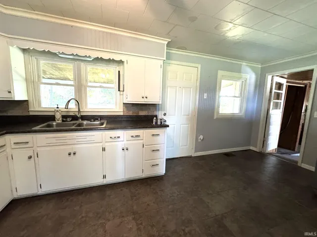 $127,900 | 3416 South Valley Avenue, Marion, IN 46953