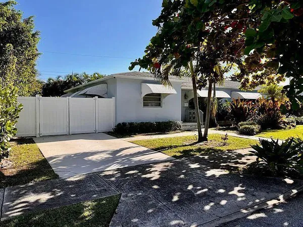$3,450 | 235 Fordham Drive, Lake Worth Beach, FL 33460