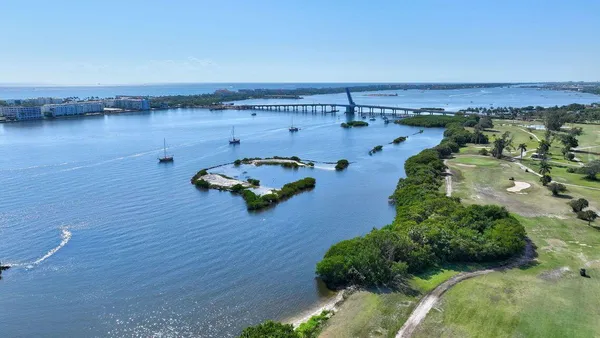 $3,450 | 235 Fordham Drive, Lake Worth Beach, FL 33460