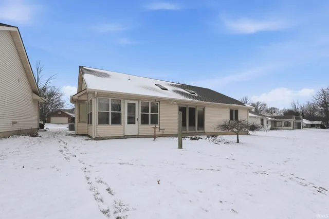 $250,000 | 4118 Stillwood Drive, Fort Wayne, IN 46815