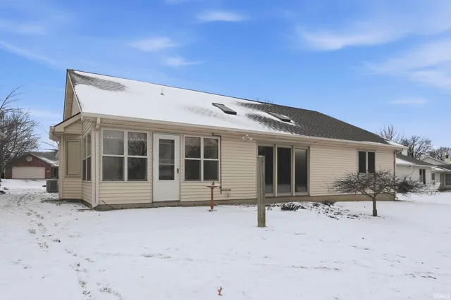 $250,000 | 4118 Stillwood Drive, Fort Wayne, IN 46815