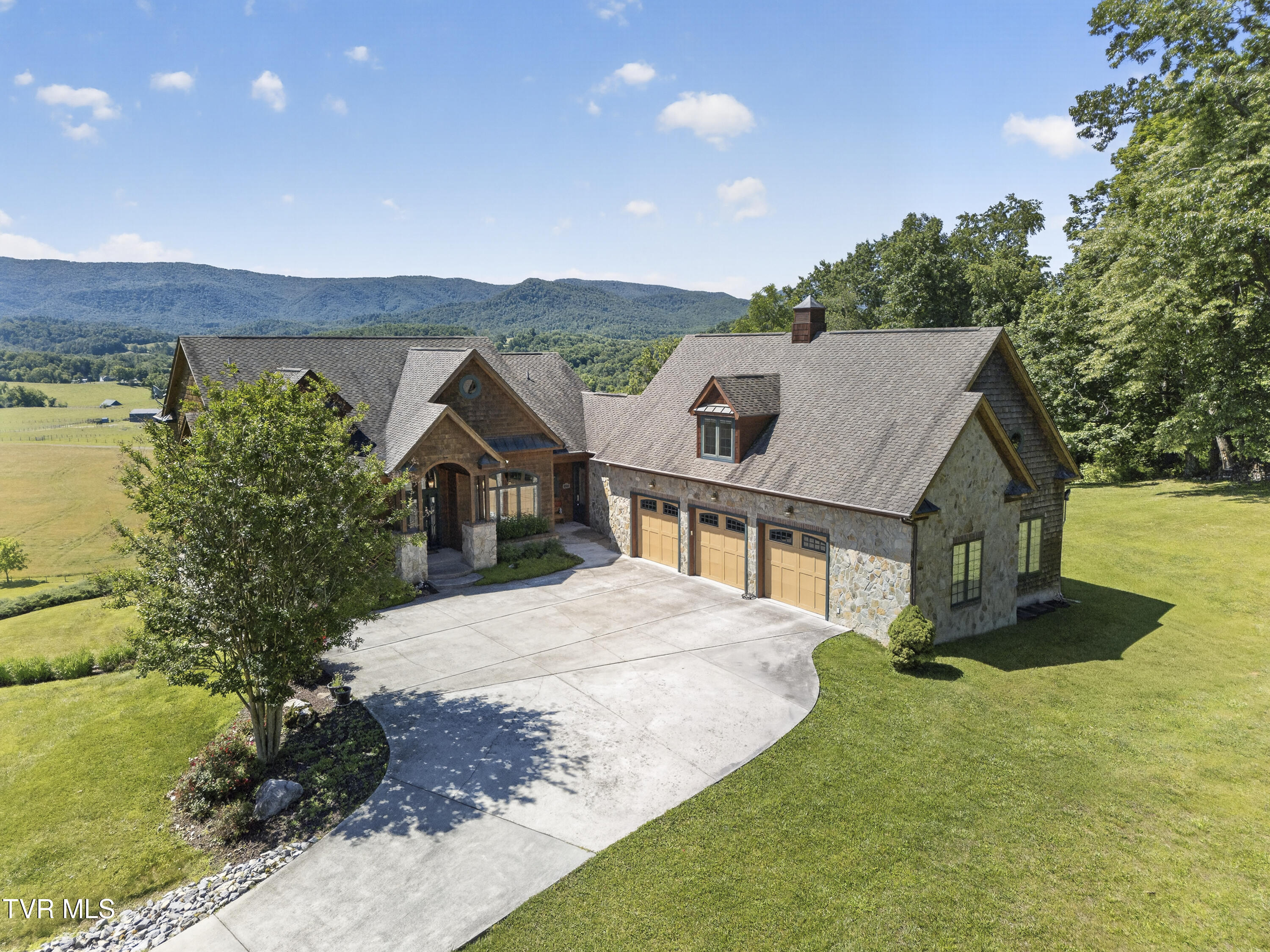 15277 Bishop Road Chilhowie, VA 24319 - Photo 77 of 92 15277-Bishop-Rd-Chilhowie-VA Cynthia-Rou