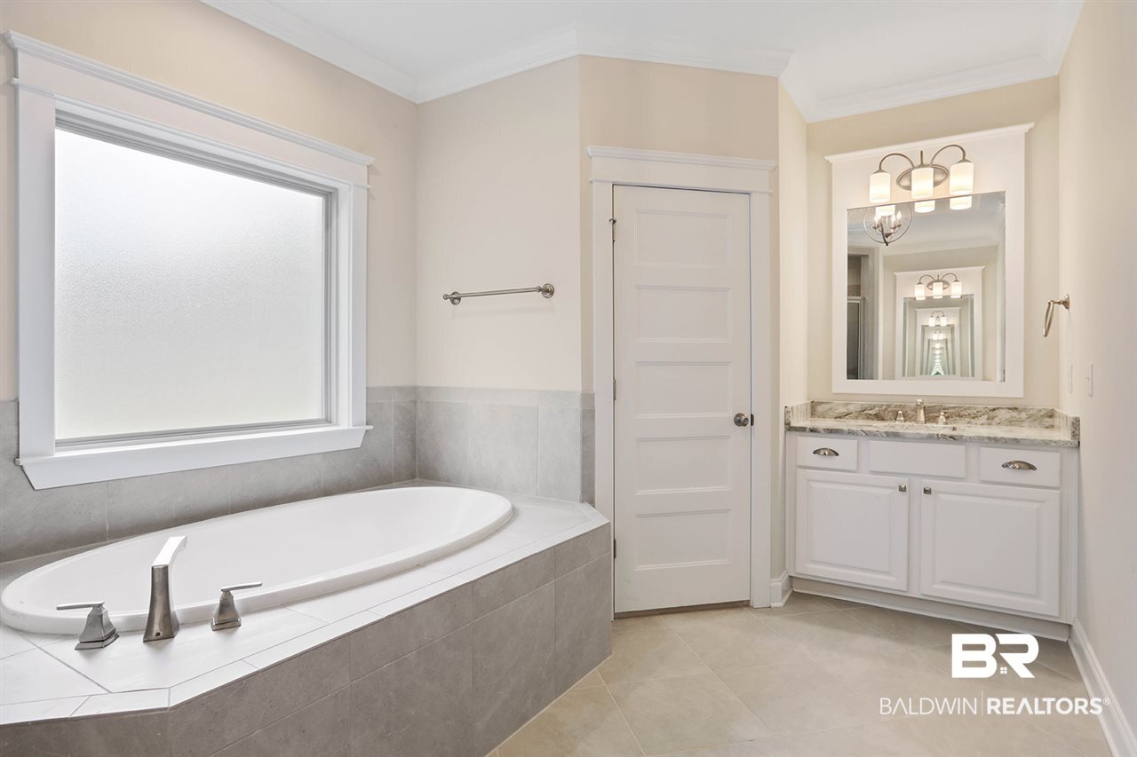 18690 Treasure Oaks Road Gulf Shores, AL 36542 - Photo 19 of 50