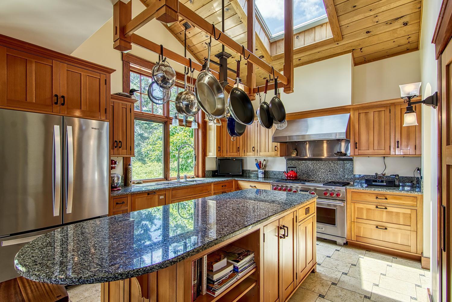 74 Workman Road Gouldsboro, ME 04613 - Photo 10 of 40 Kitchen