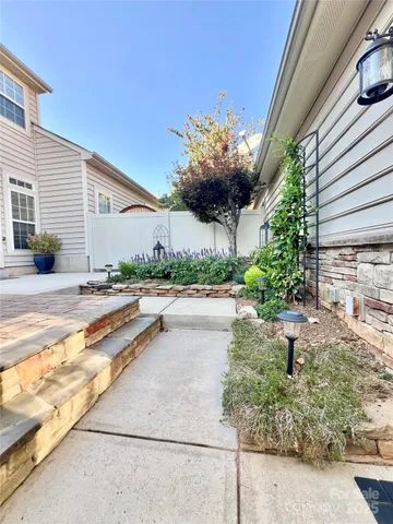 $440,000 | 8326 Viewpoint Lane, Unit 802, Cornelius, NC 28031