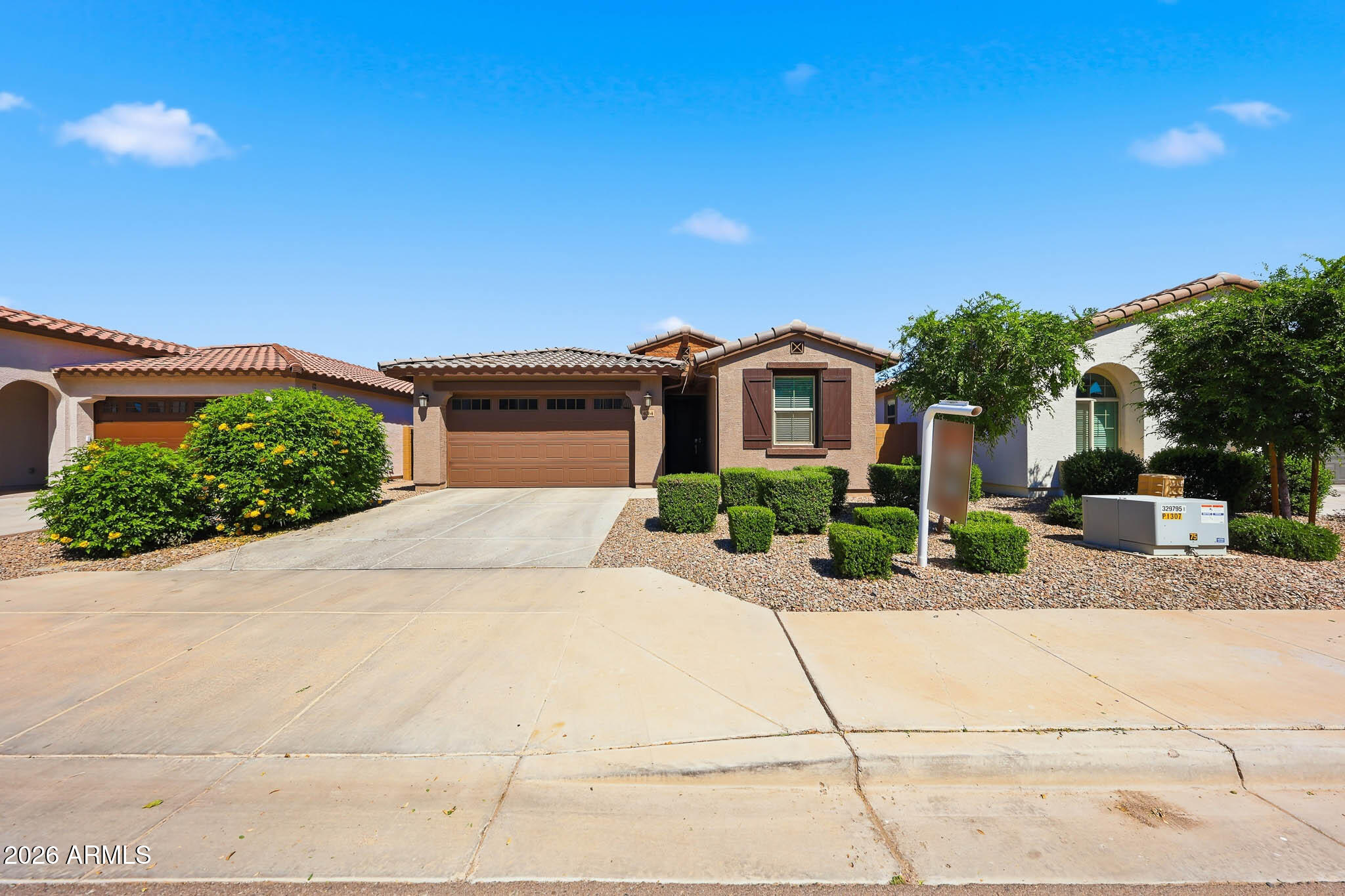 4064 East Catclaw Street Gilbert, AZ 85296 - Photo 2 of 42 A (1)