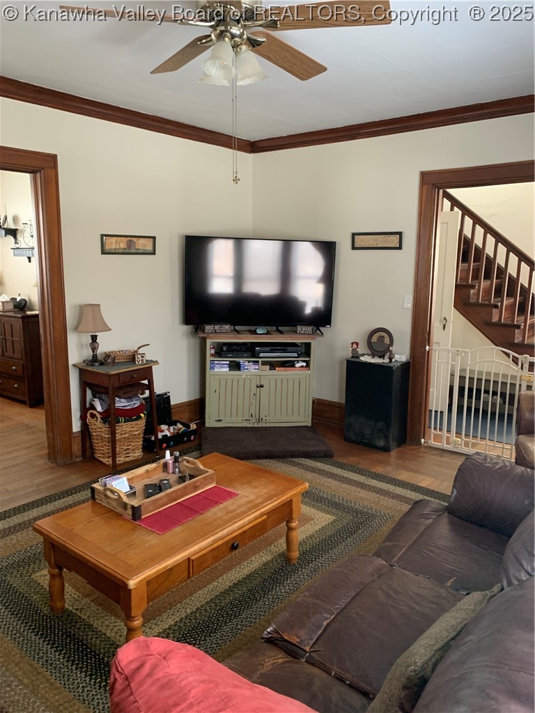 1210 Bridge Road Charleston, WV 25314 - Photo 22 of 40 Living