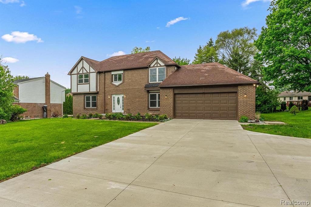 4766 Quarton Road Bloomfield Hills, MI 48302 - Photo 3 of 43 Gallery Image 3
