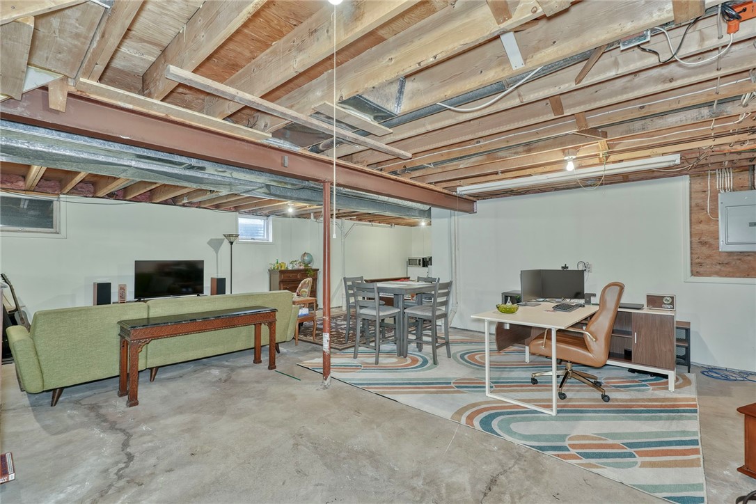 27 Edenfield Road Penfield, NY 14526 - Photo 32 of 48 Dry basement is great for rec-space!