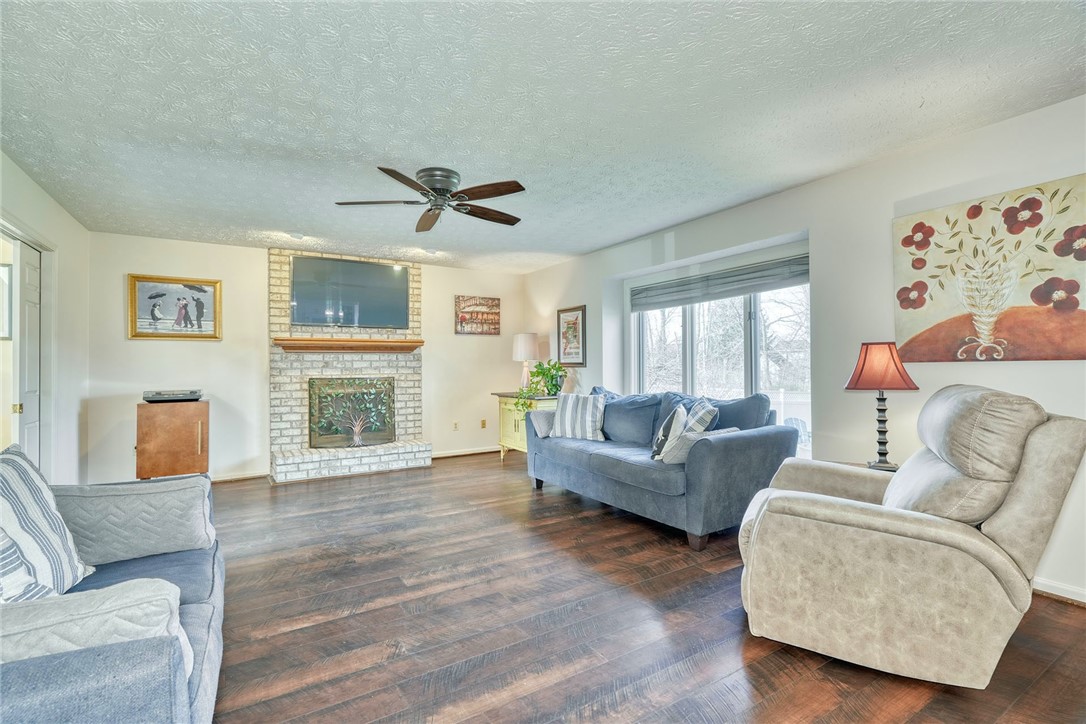 27 Edenfield Road Penfield, NY 14526 - Photo 5 of 48 pocket doors lead into separate family room with f