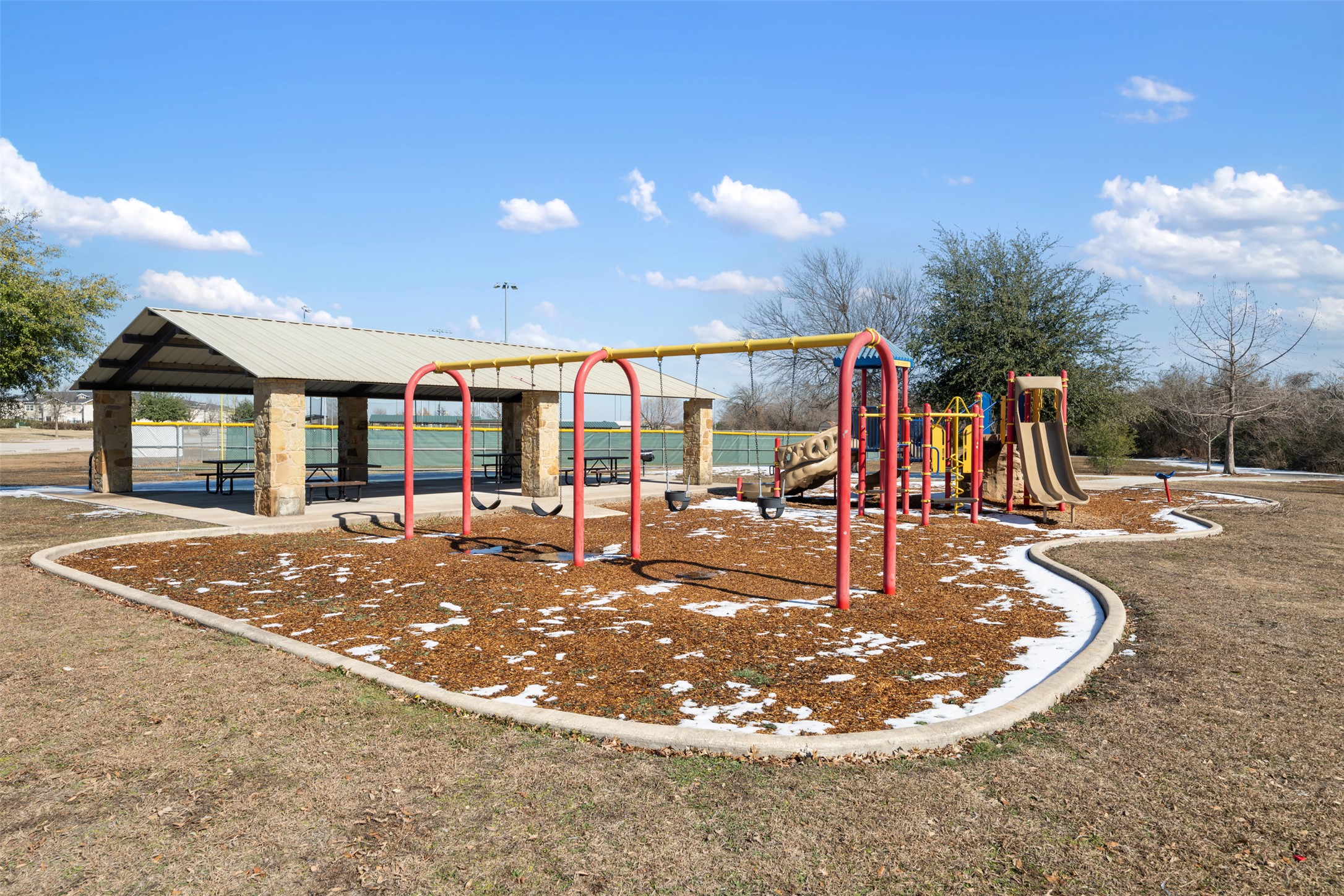 804 Estancia Way Leander, TX 78641 - Photo 30 of 40 a view of a entertaining space