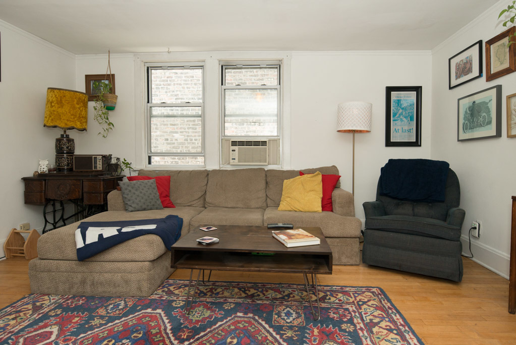 2015 West Iowa Street, Unit 2 Chicago, IL 60622 - Photo 10 of 20 a living room with furniture and a window