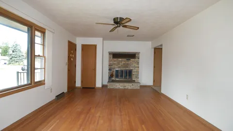 $350,000 | 1610 Garland Lane North, Plymouth, MN 55447