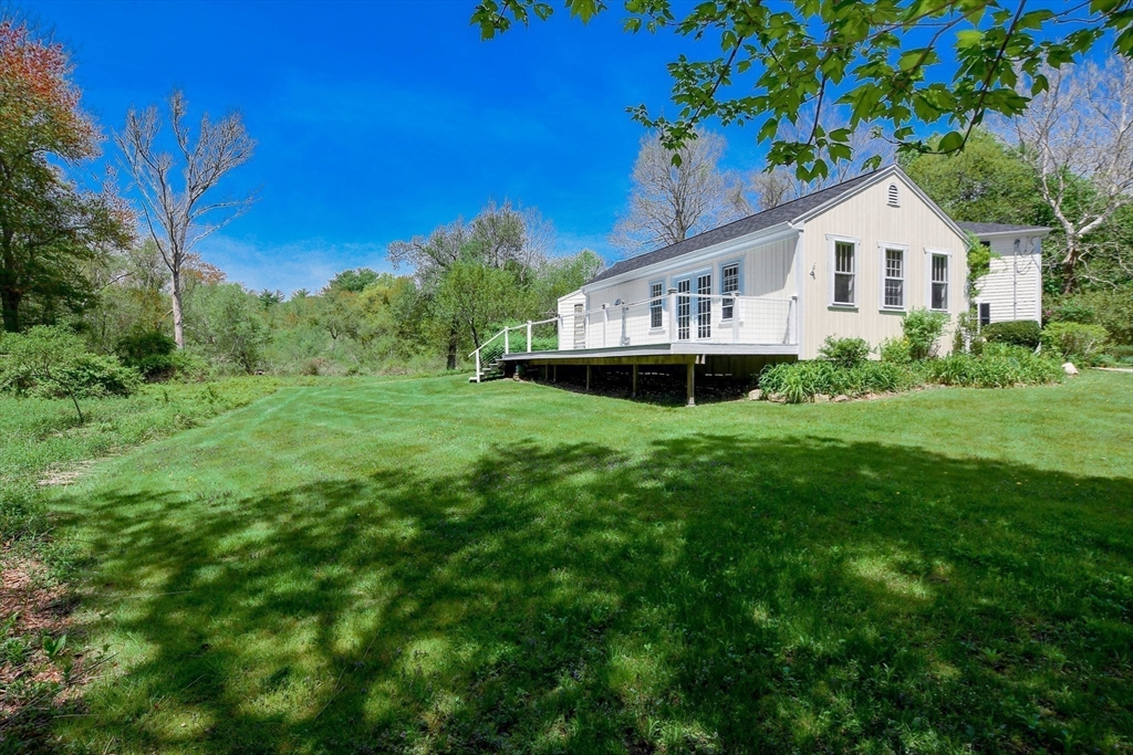 595 New Bedford Road Rochester, MA 02770 - Photo 35 of 37