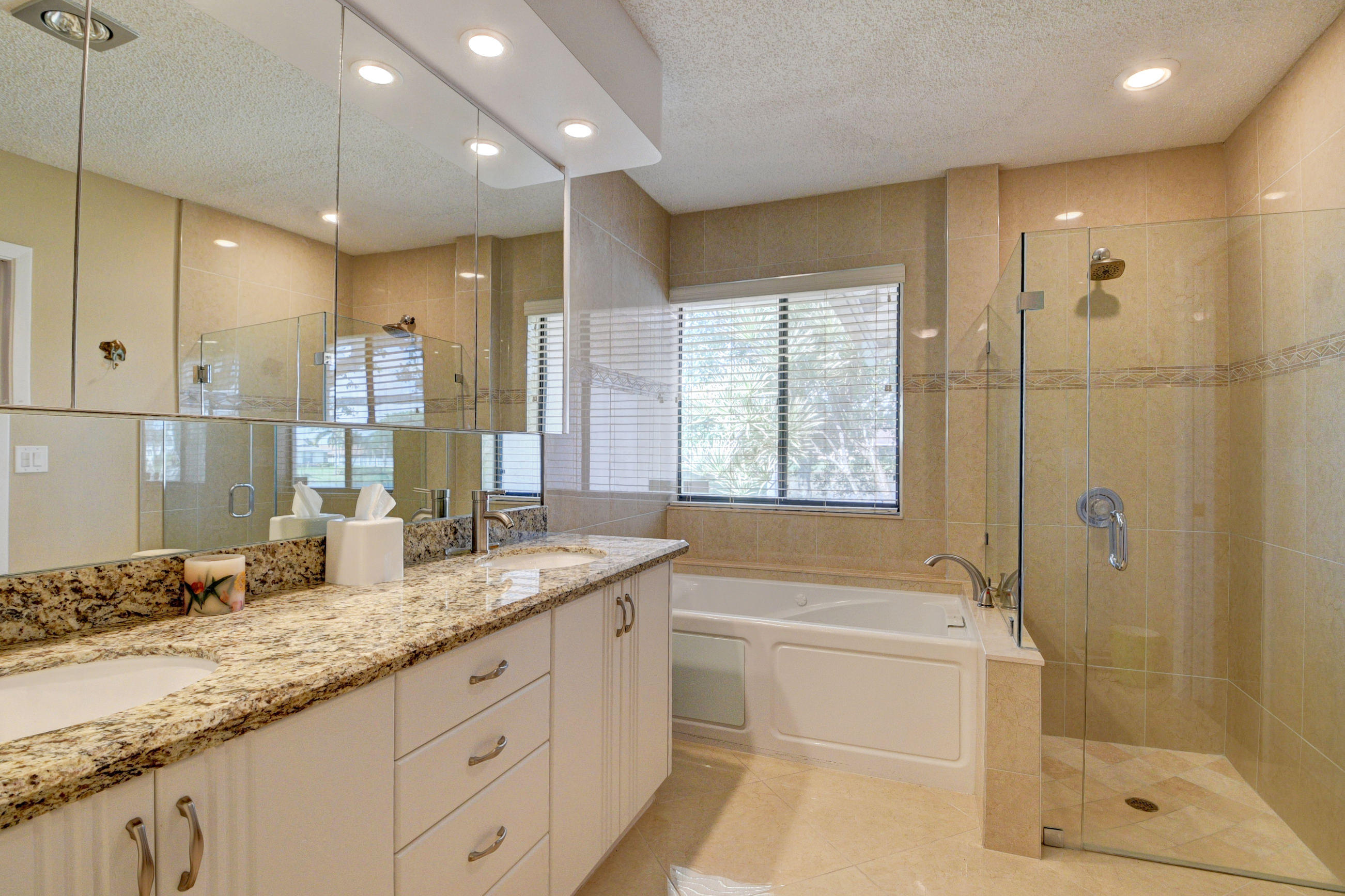 9621 Triton Court Boca Raton, FL 33434 - Photo 25 of 43 MASTER BATHROOM