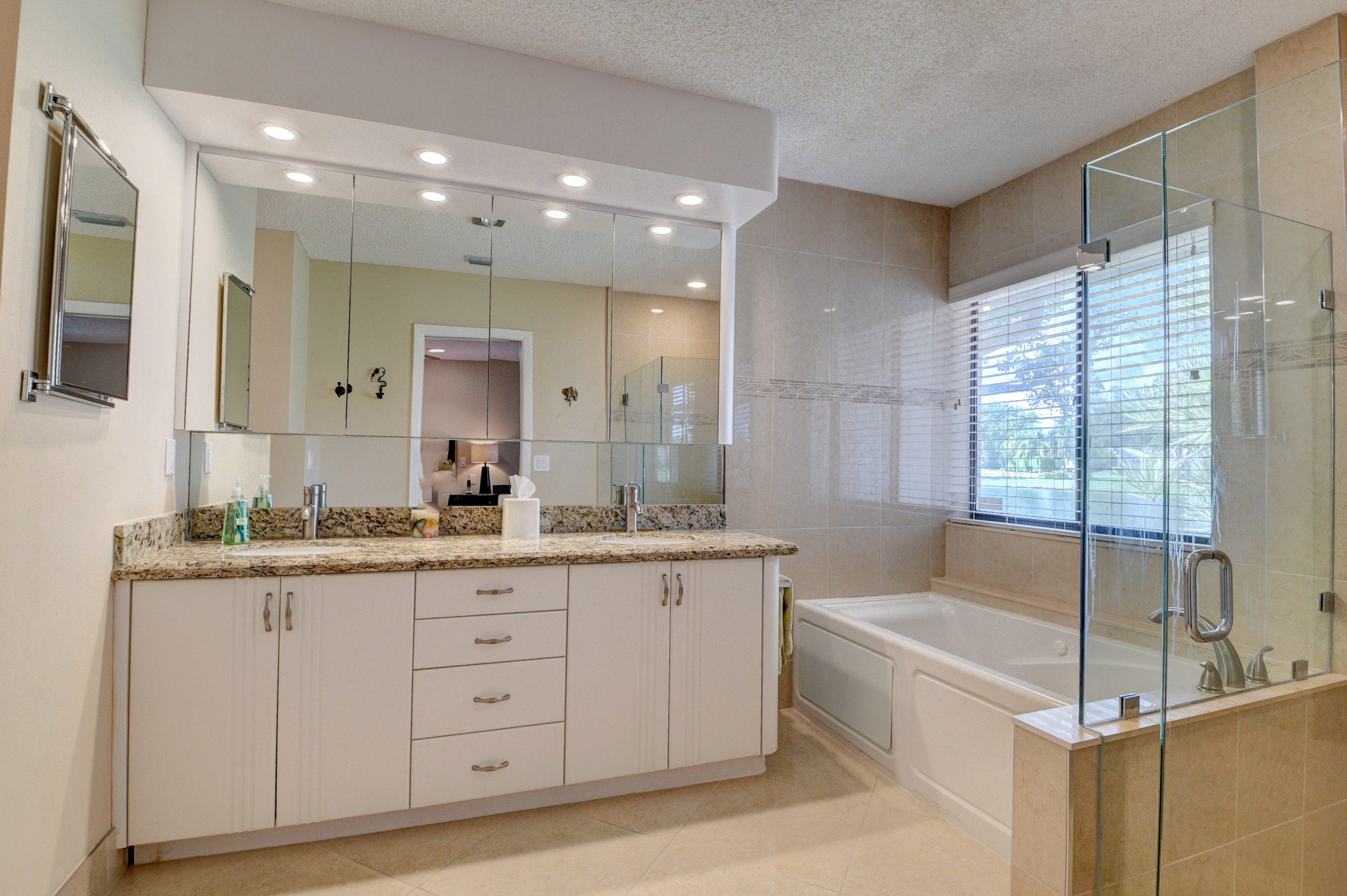9621 Triton Court Boca Raton, FL 33434 - Photo 26 of 43 MASTER BATHROOM
