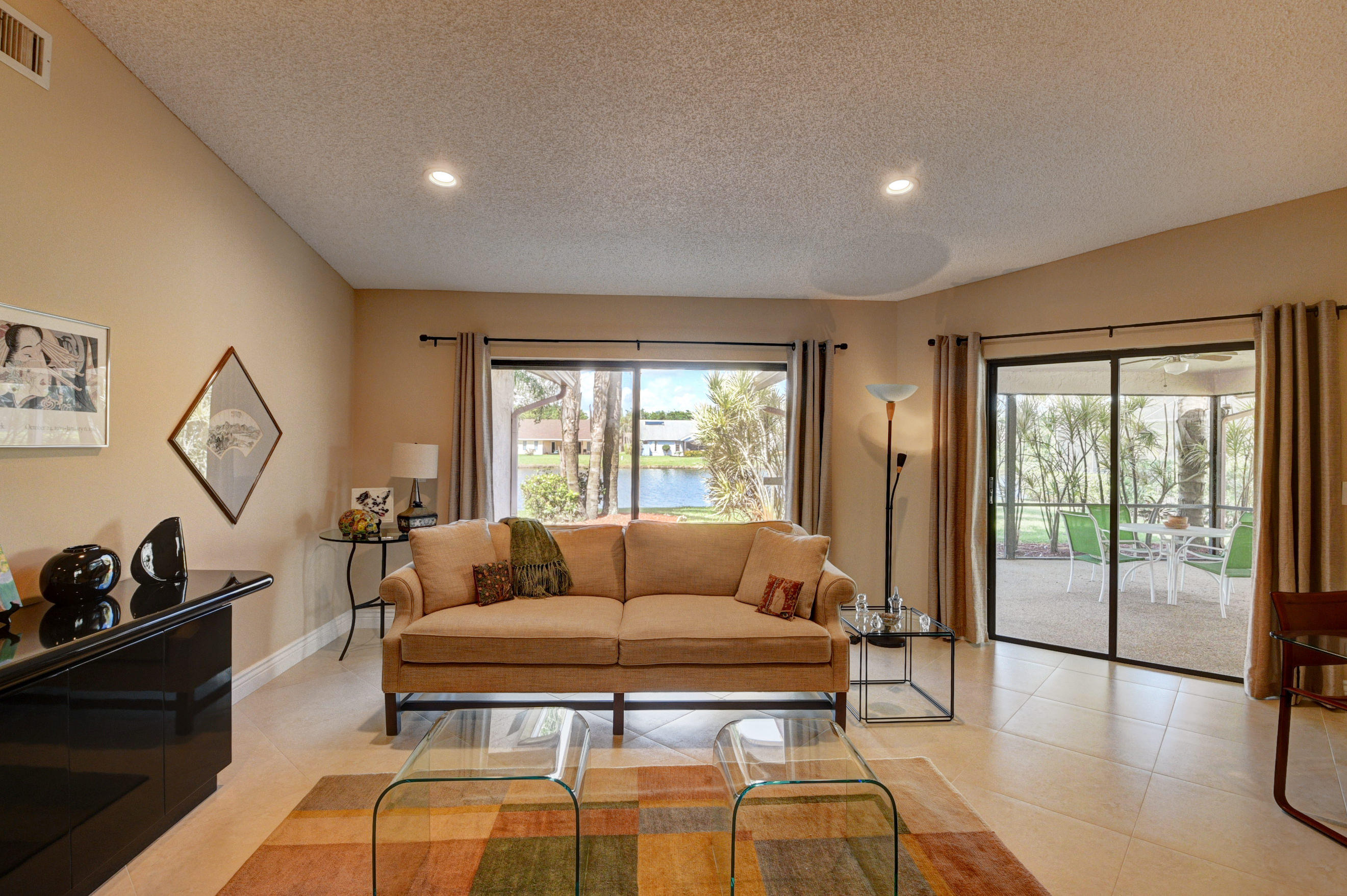 9621 Triton Court Boca Raton, FL 33434 - Photo 8 of 43 LIVING ROOM