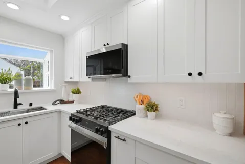 $1,499,000 | 745 Birch Avenue, San Mateo, CA 94402