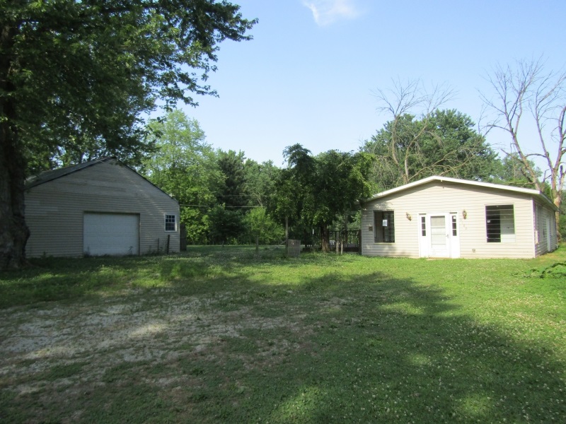 6189 North Cedar Lane Rochester, IN 46975 - Photo 1 of 15