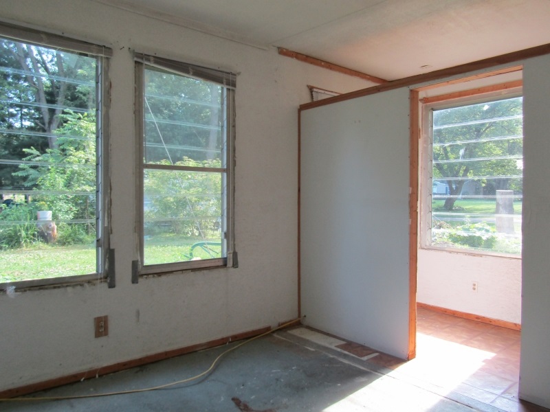 6189 North Cedar Lane Rochester, IN 46975 - Photo 7 of 15