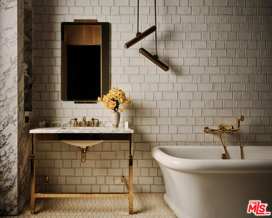 3405 Fryman Road Studio City, CA 91604 - Photo 14 of 31