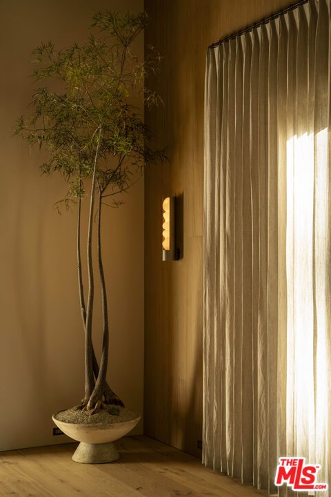 3405 Fryman Road Studio City, CA 91604 - Photo 5 of 31