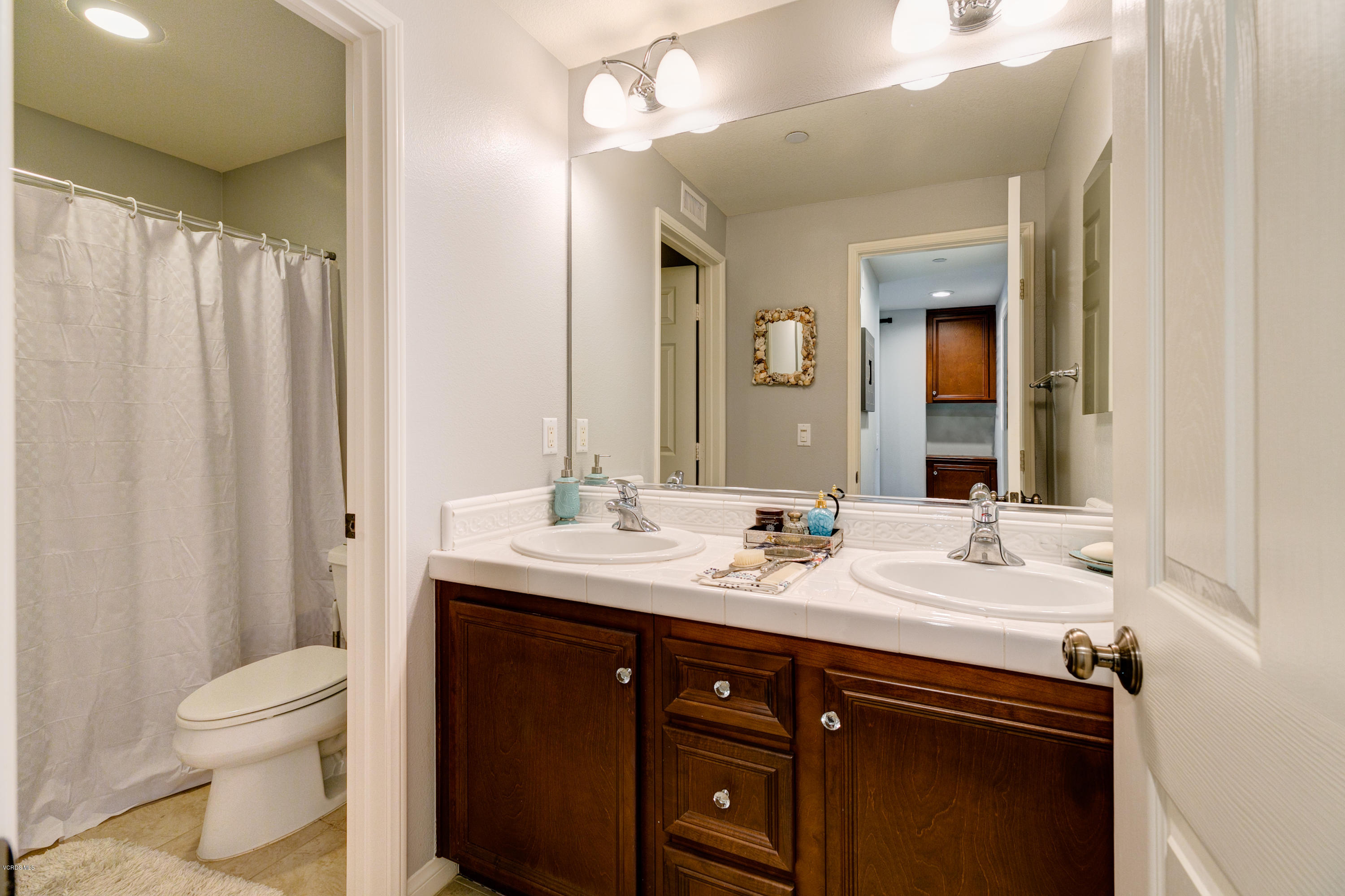 439 Forest Park Boulevard Oxnard, CA 93036 - Photo 24 of 33 24