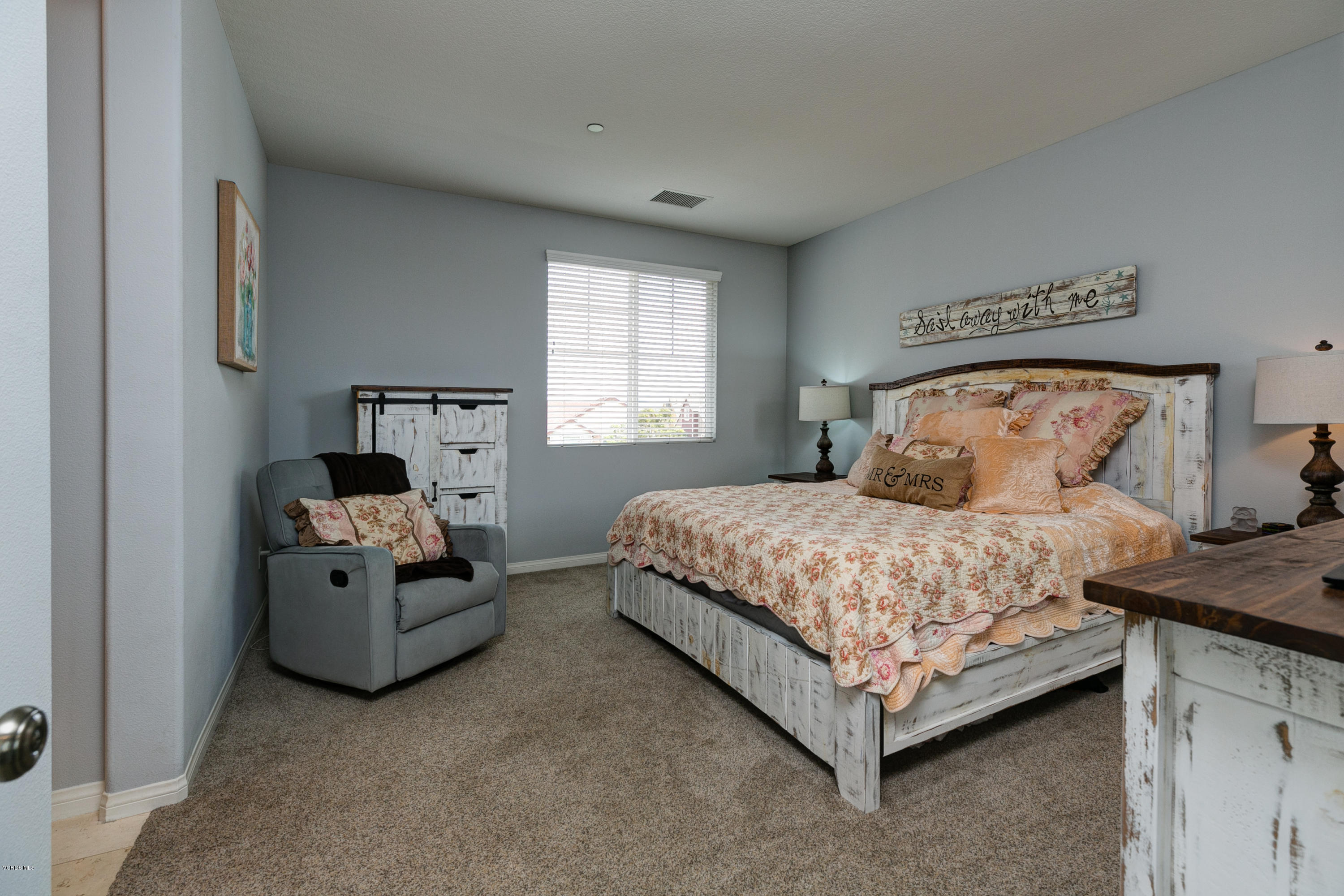 439 Forest Park Boulevard Oxnard, CA 93036 - Photo 27 of 33 27