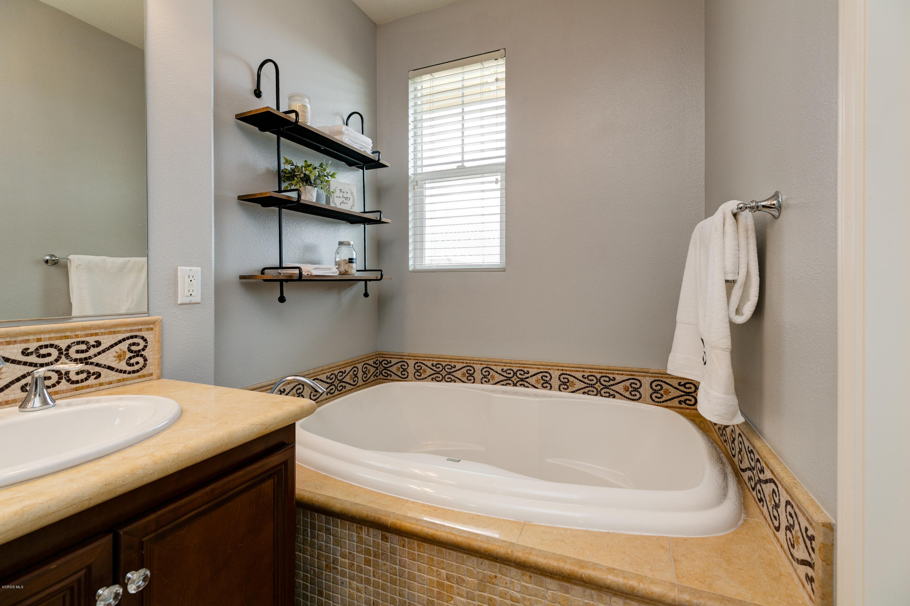 439 Forest Park Boulevard Oxnard, CA 93036 - Photo 30 of 33 30