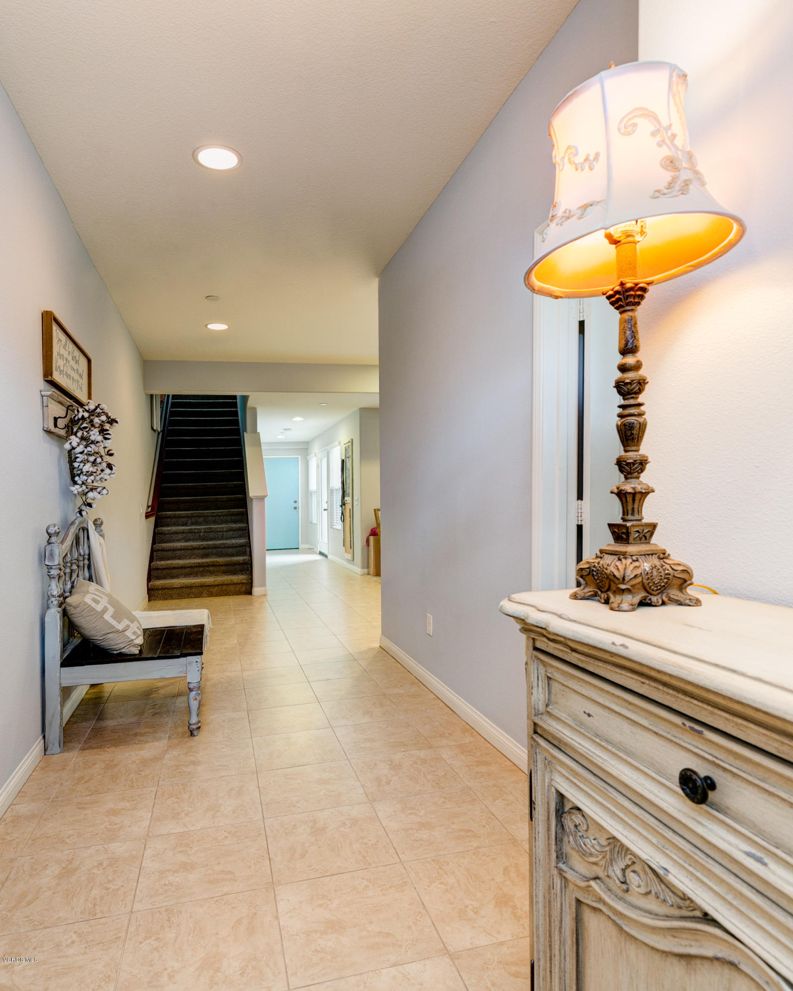 439 Forest Park Boulevard Oxnard, CA 93036 - Photo 5 of 33 5