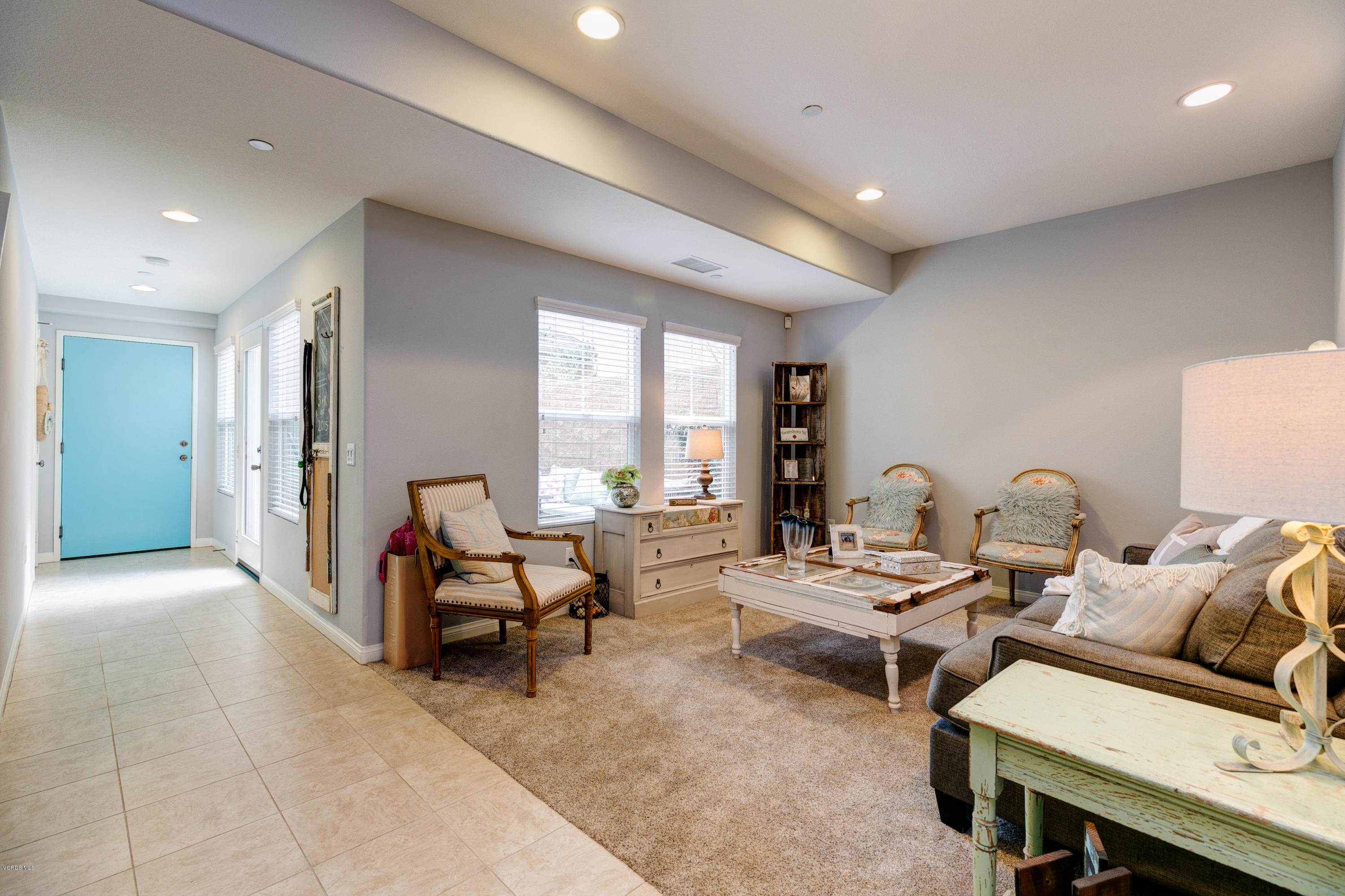 439 Forest Park Boulevard Oxnard, CA 93036 - Photo 6 of 33 6