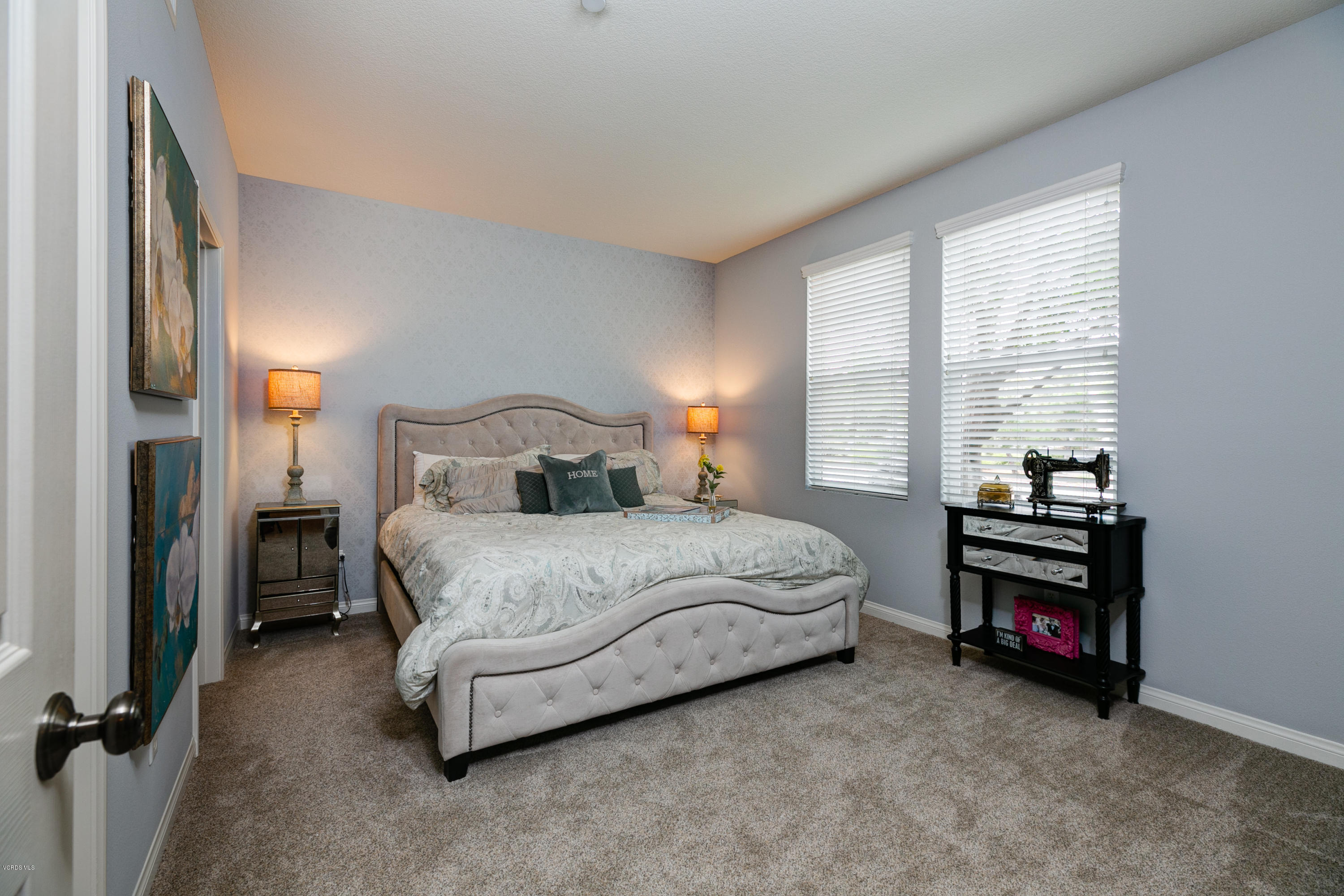 439 Forest Park Boulevard Oxnard, CA 93036 - Photo 8 of 33 8
