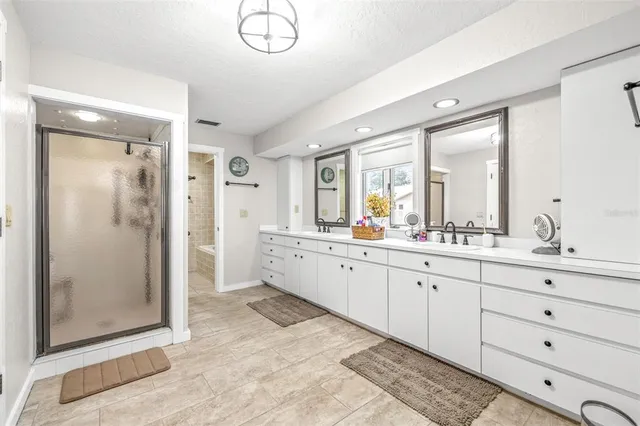 $900,000 | 12 Lakeview Drive, Haines City, FL 33844