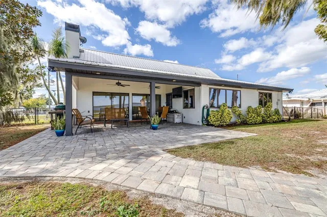 $900,000 | 12 Lakeview Drive, Haines City, FL 33844