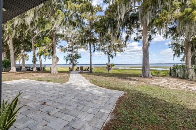$900,000 | 12 Lakeview Drive, Haines City, FL 33844