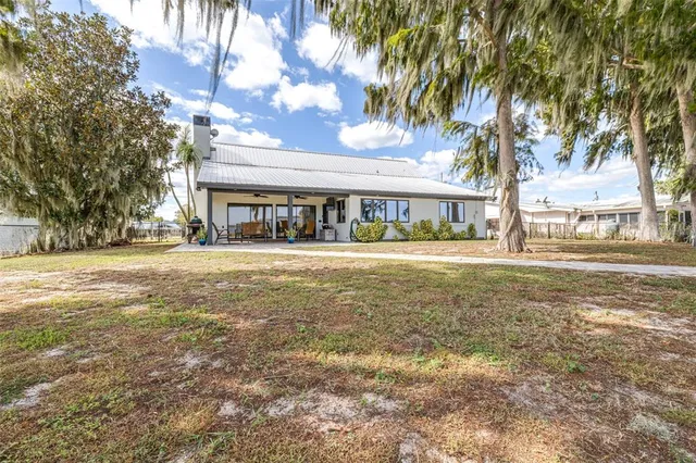 $900,000 | 12 Lakeview Drive, Haines City, FL 33844
