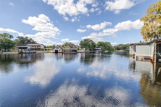 $900,000 | 12 Lakeview Drive, Haines City, FL 33844