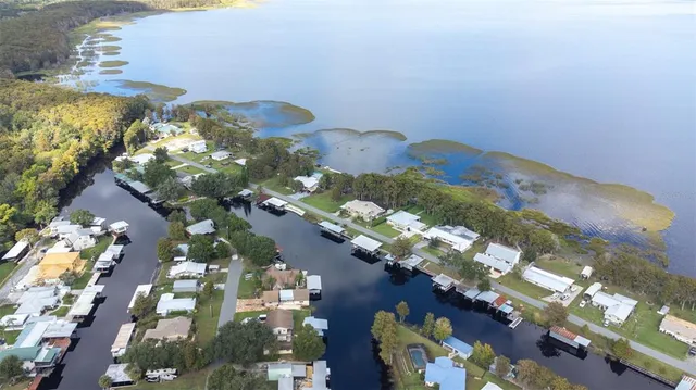 $900,000 | 12 Lakeview Drive, Haines City, FL 33844